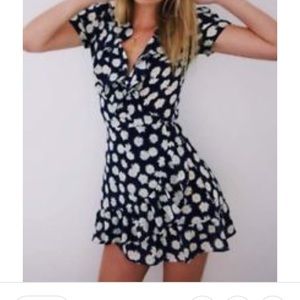 Realisation Dress The Valentina in Daisy Size M